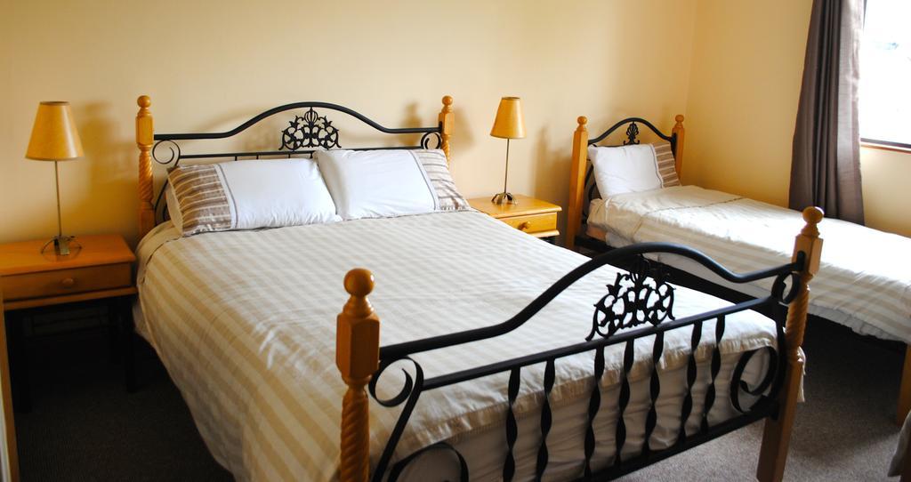 Bed and Breakfast Milltown House à Donegal Town Chambre photo